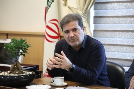 بازگشایی بازار شهید تیمورپور پارس‌آباد در اولویت است