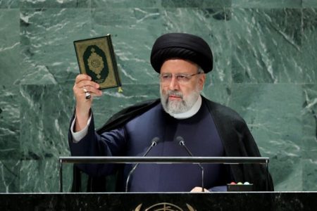 نگاه ملی و امتی شهید رئیسی