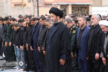 نماز ظهر عاشورا در اردبیل